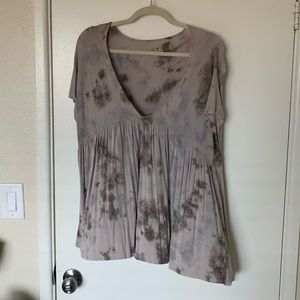 American eagle soft v neck tee